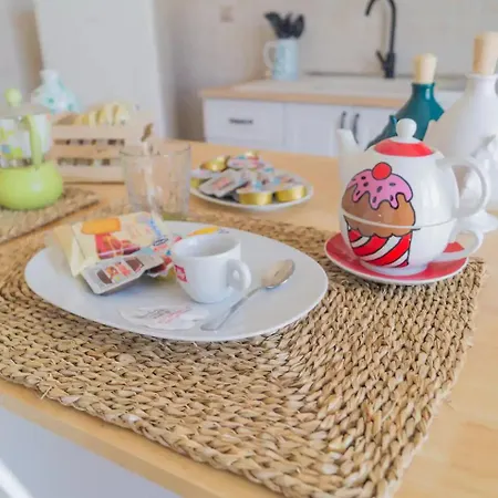 Apartamento Spacious 10 Min From The *